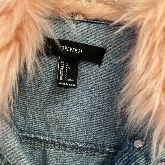 Forever 21 denim jacket - Picture 6 of 6